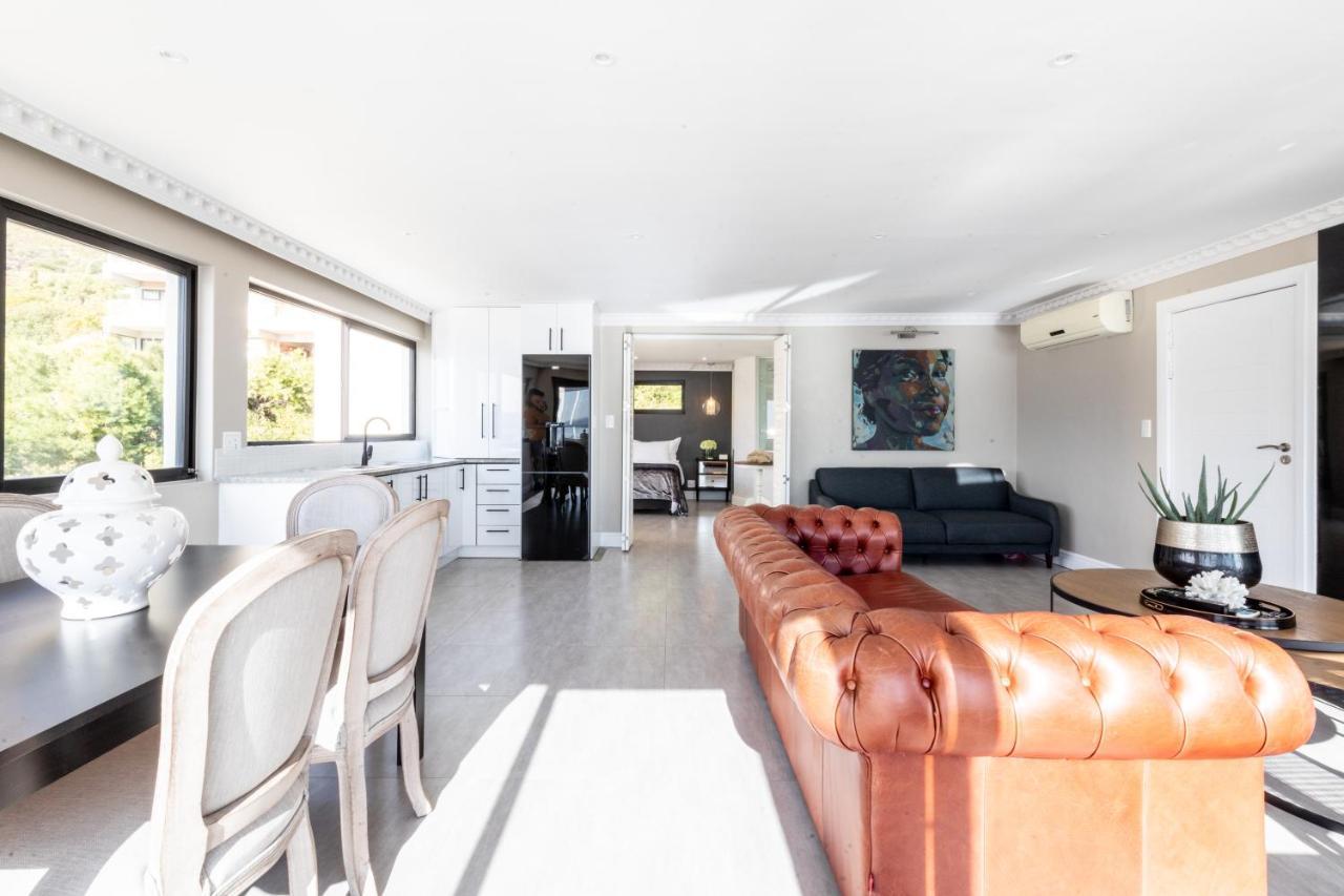 Oceana Palms Luxury Guest House Gordonʼs Bay Exterior foto