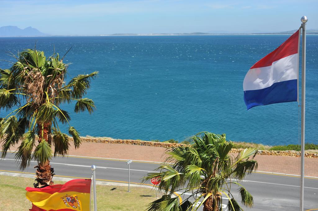 Oceana Palms Luxury Guest House Gordonʼs Bay Exterior foto
