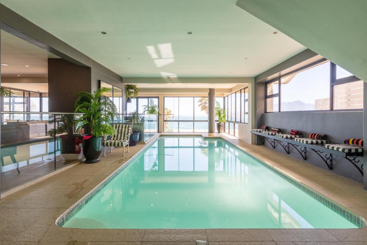 Oceana Palms Luxury Guest House Gordonʼs Bay Exterior foto