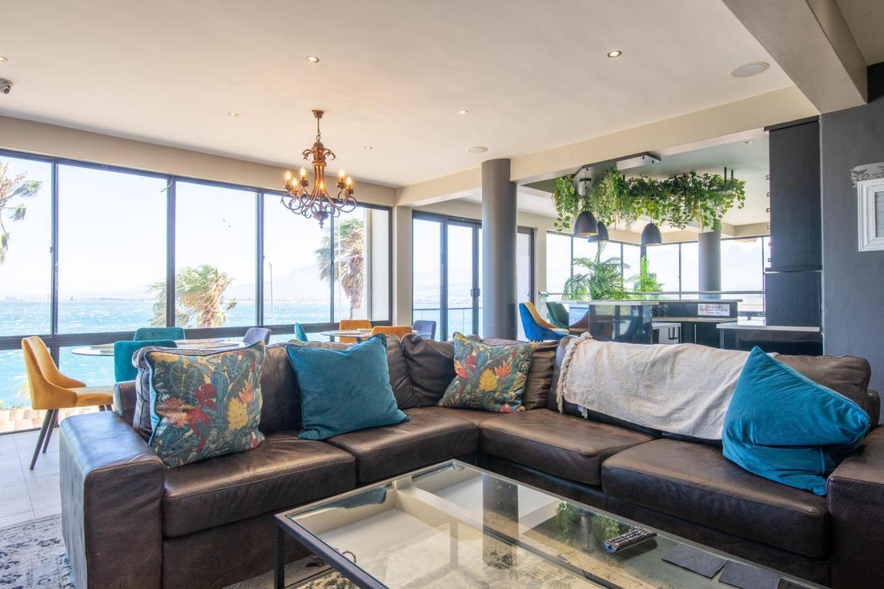 Oceana Palms Luxury Guest House Gordonʼs Bay Exterior foto