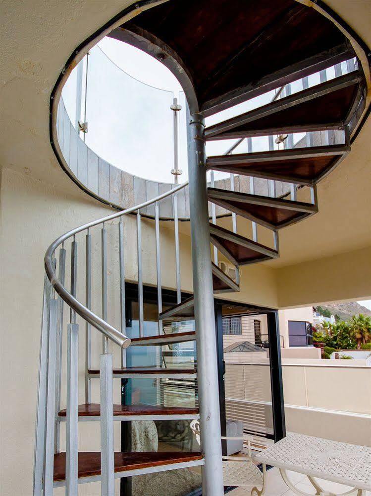 Oceana Palms Luxury Guest House Gordonʼs Bay Exterior foto
